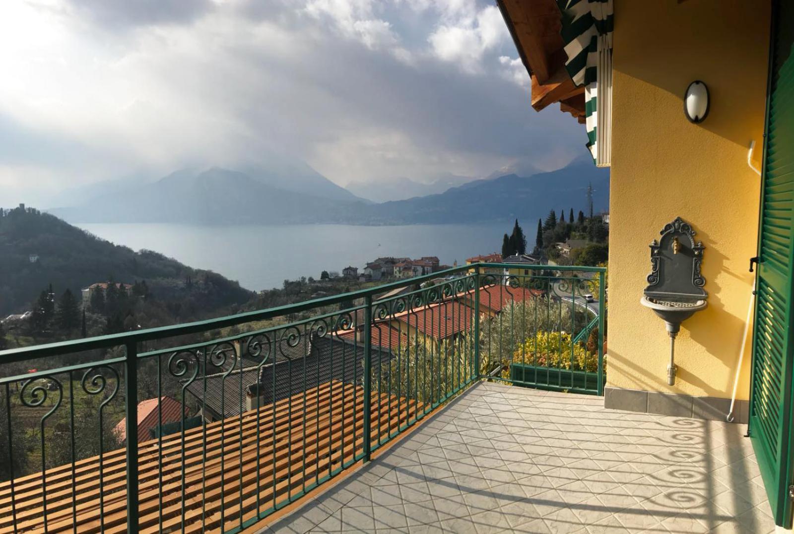 The Pearl - Apartment With Terrace Perledo Bagian luar foto